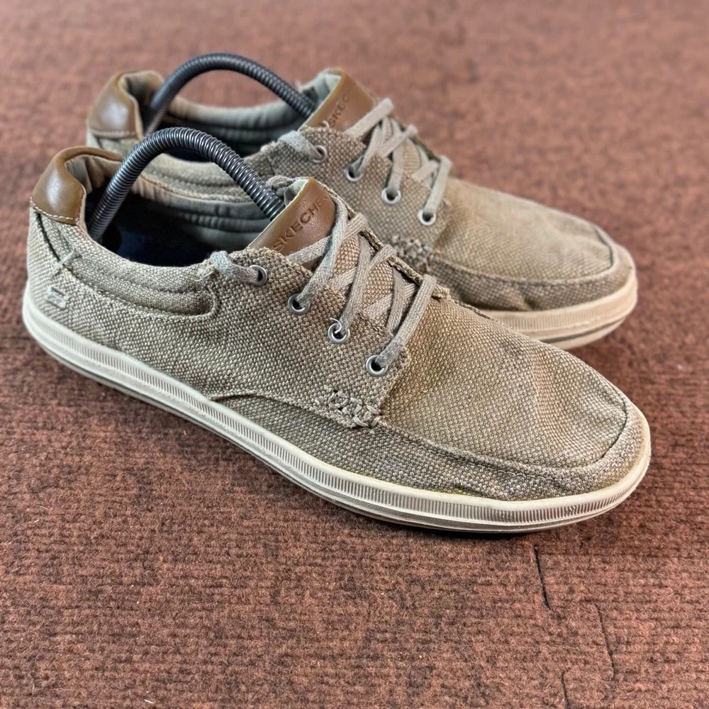 B- Skechers Relaxed Fit Mens 10 Khaki Canvas Boat Shoes SN 64400 Low Top Sneaker